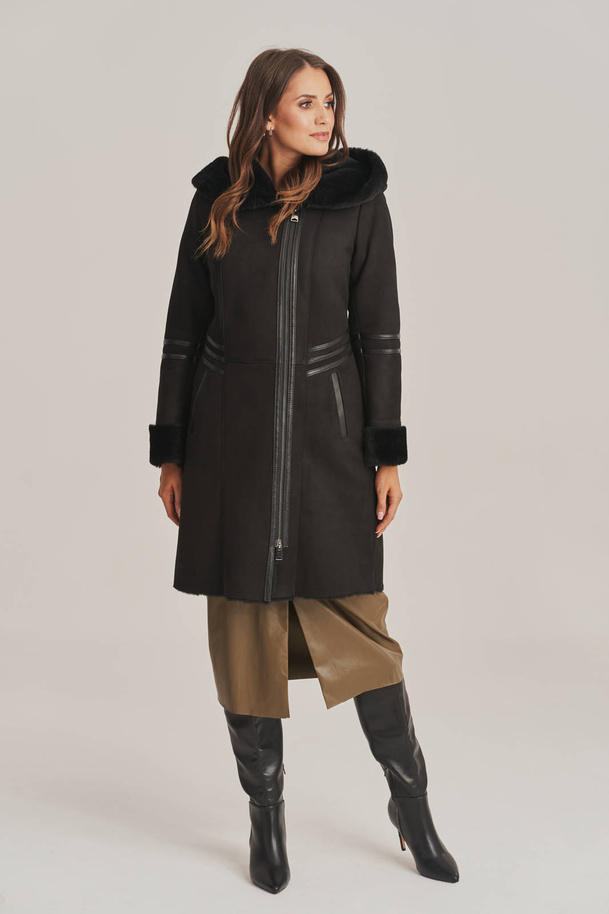 Haină de iarnă pentru femei din piele de miel negru