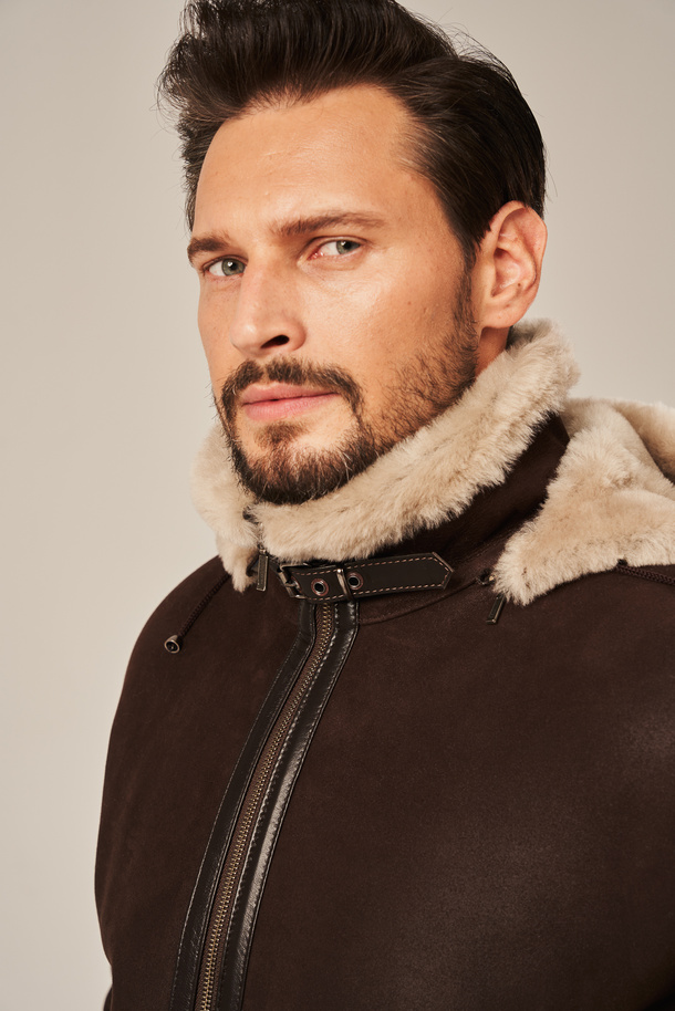 Haină bărbătească de iarnă din piele de oaie cu glugă, maro