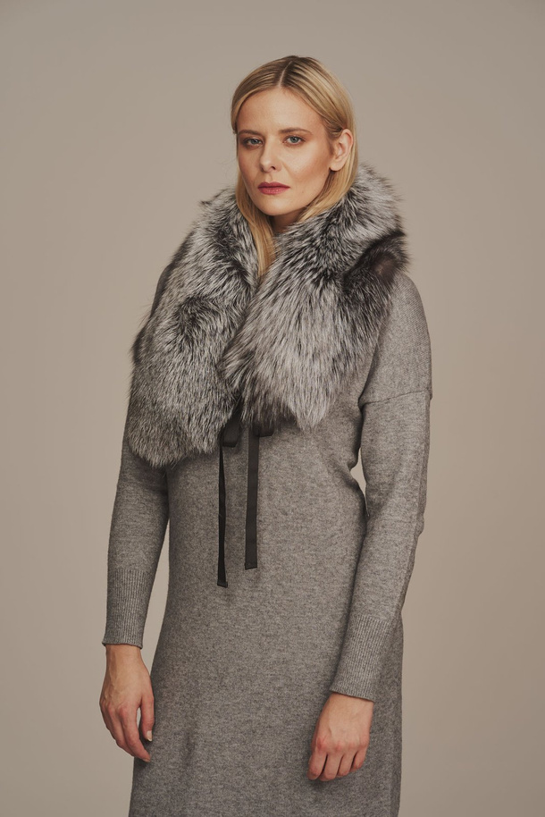 Guler elegant din blană naturală de vulpe argintie pentru iarnă
