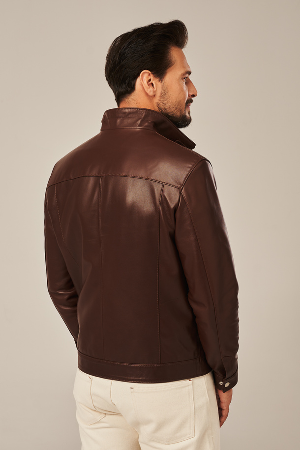 Geacă de piele bărbătească cu guler tip tunică, culoare maro