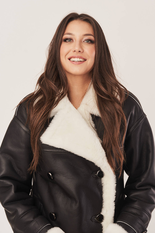 Haină damă din blană naturală neagră