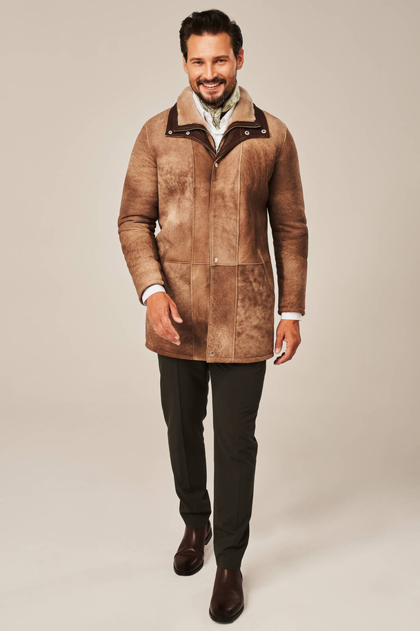 Palton bărbătesc din piele naturală de miel – elegant, maro, clasic și durabil