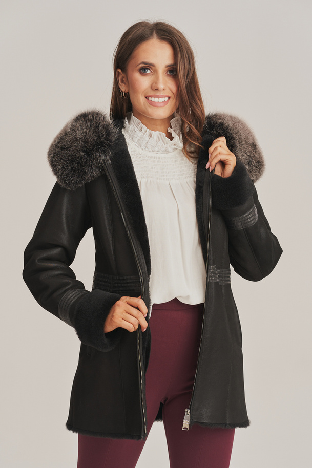 Palton negru călduros din piele de miel