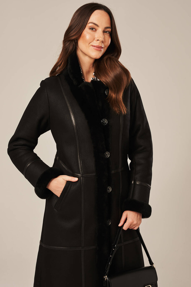 Palton din blana de miel negru