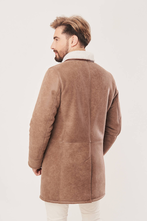 Palton bărbătesc de iarnă din piele naturală de miel