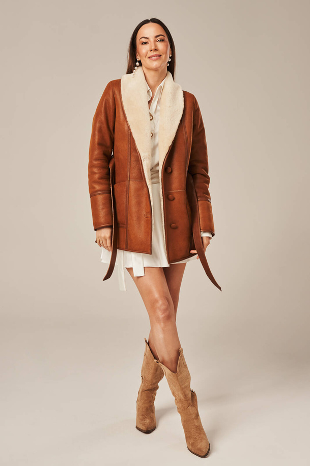 Cojoc tip sacou din piele de miel