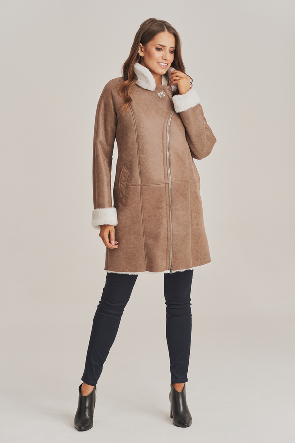 Palton bej din piele de oaie pentru femei cu fermoar