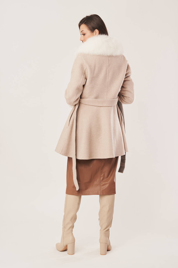 Palton din lână de alpaca pentru femei cu blană de vulpe