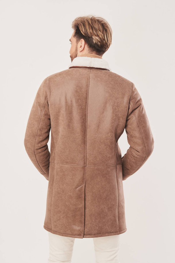 Palton bărbătesc de iarnă din piele naturală de miel