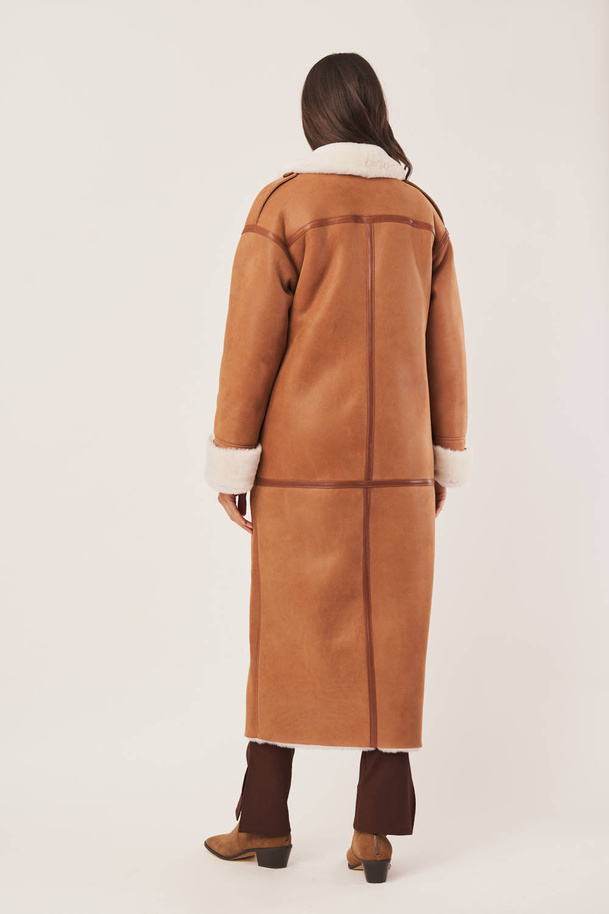 Palton damă oversize din piele de miel