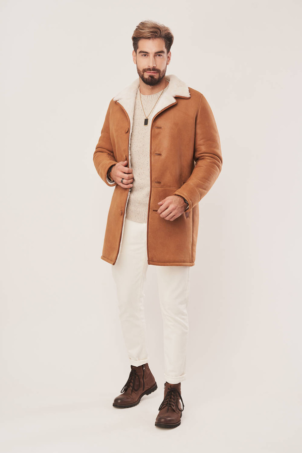 Palton bărbătesc din blană naturală de miel – design clasic