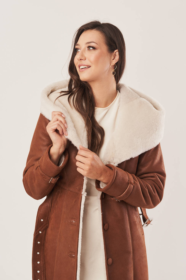 Palton din blană de miel