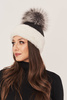Căciulă de iarnă pentru femei din piele naturală de miel cu pompon din blană de vulpe argintie