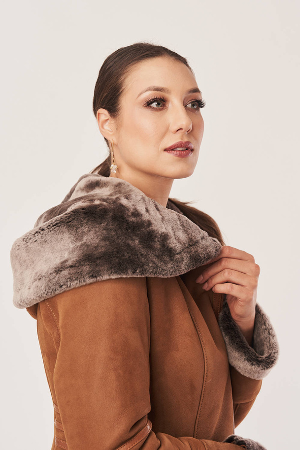 Palton din blana de miel maro