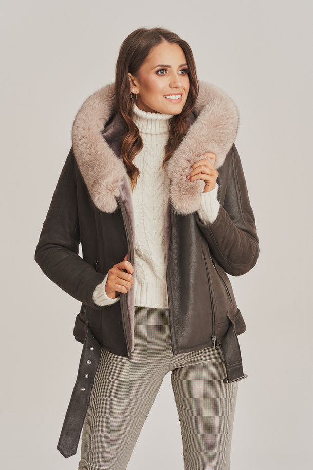 Haină scurtă de damă din piele naturală de miel