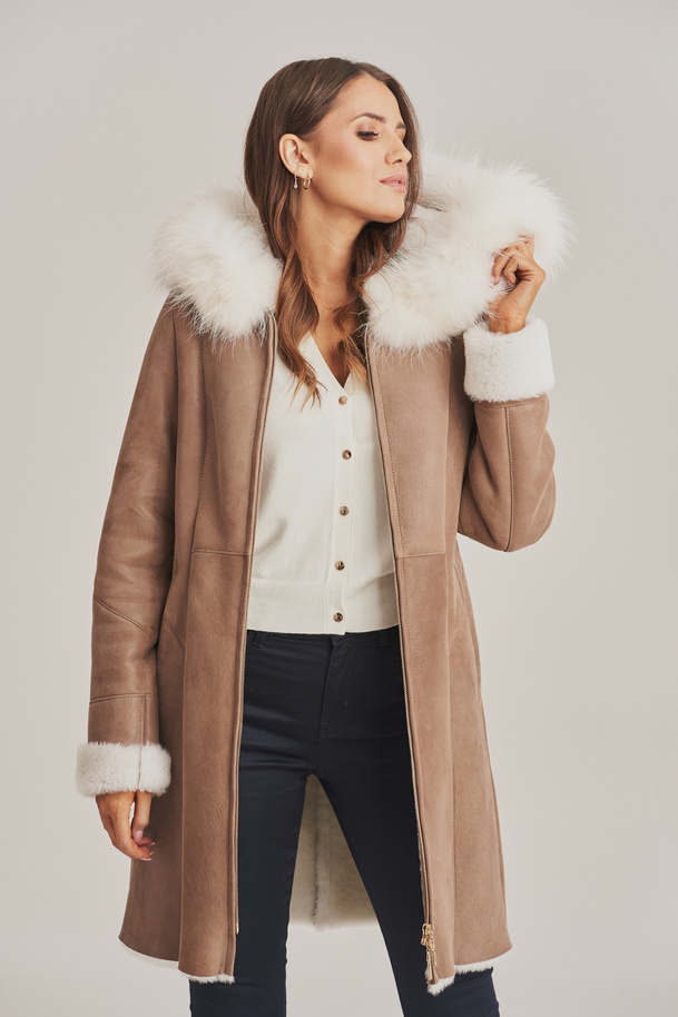 Palton de damă din piele de oaie cappuccino