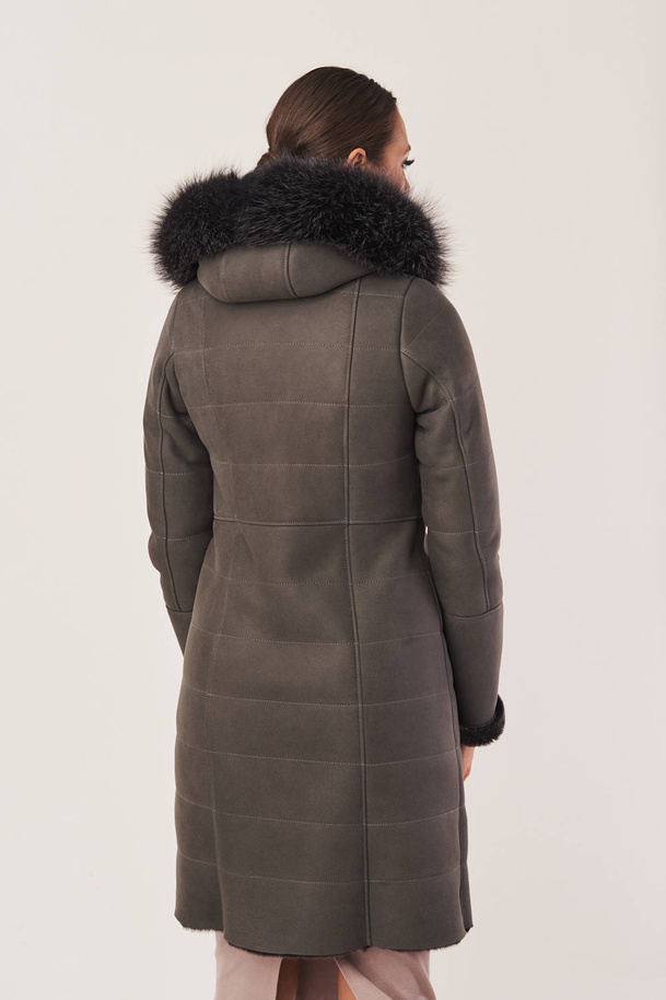 Geacă din blană de miel