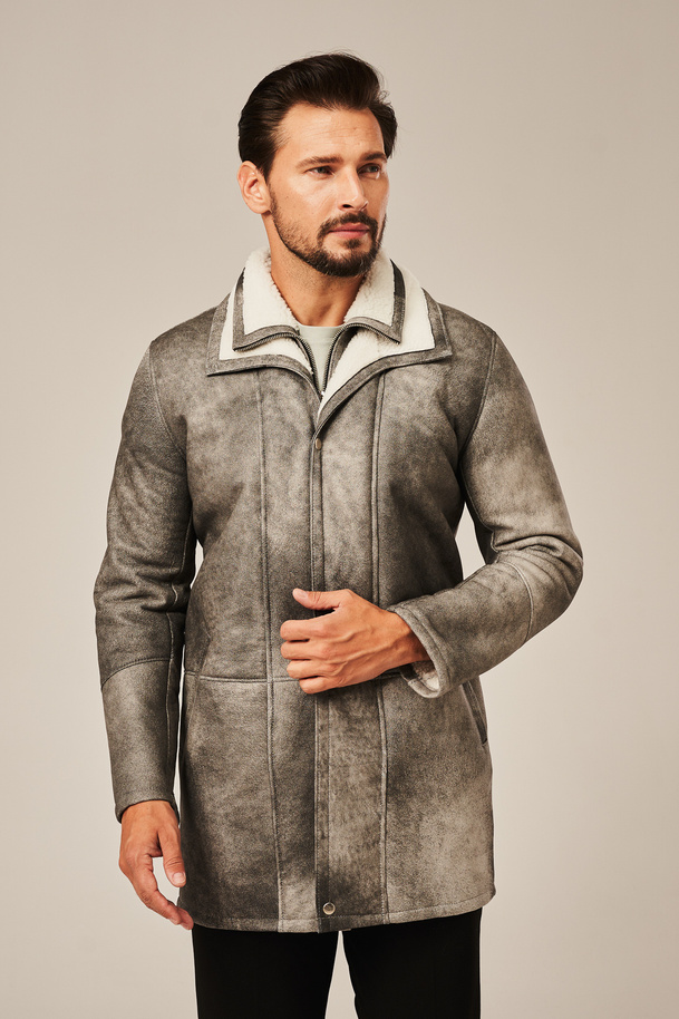 Palton bărbătesc lung din piele de miel naturală – model de iarnă în nuanțe de gri