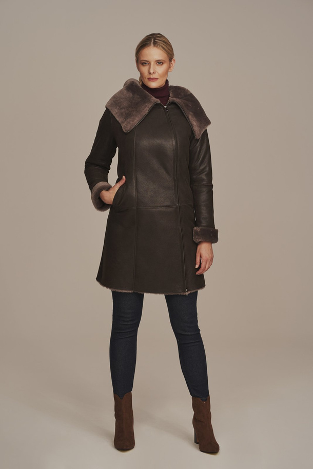 Palton damă din piele de miel natural cu glugă 