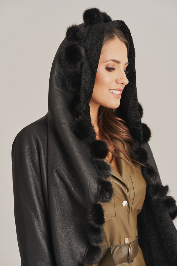 Palton elegant de iarnă pentru femei din lână cu blană negru