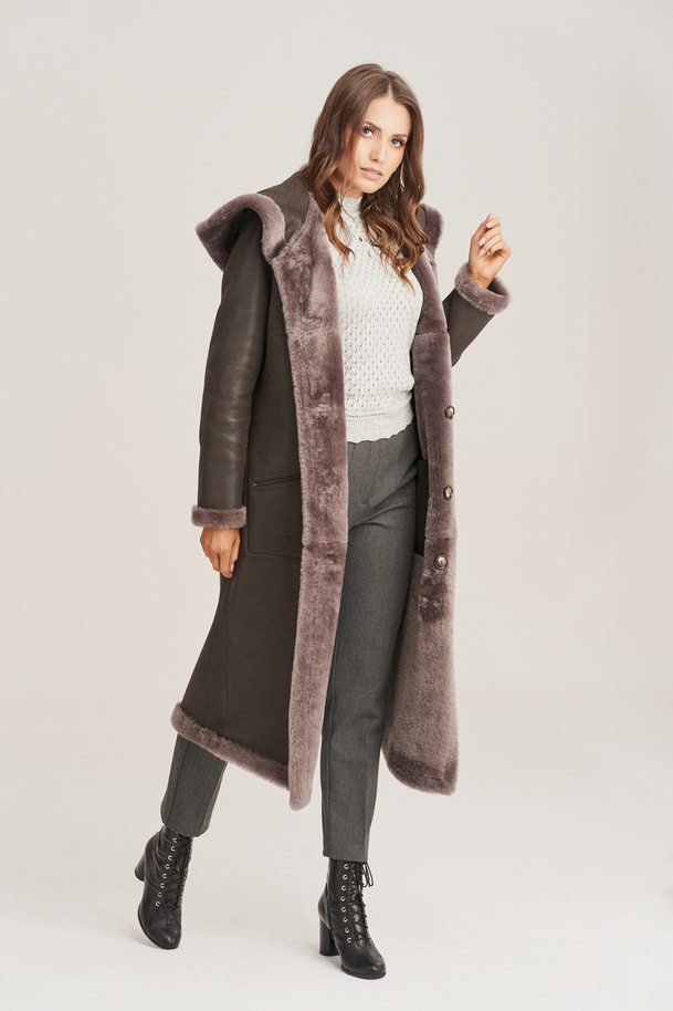 Palton lung din piele de oaie naturală pentru femei