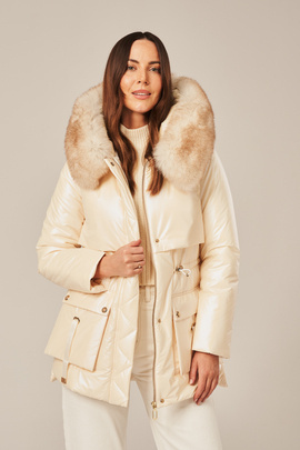Geacă de damă din blană de vulpe bej cu puf