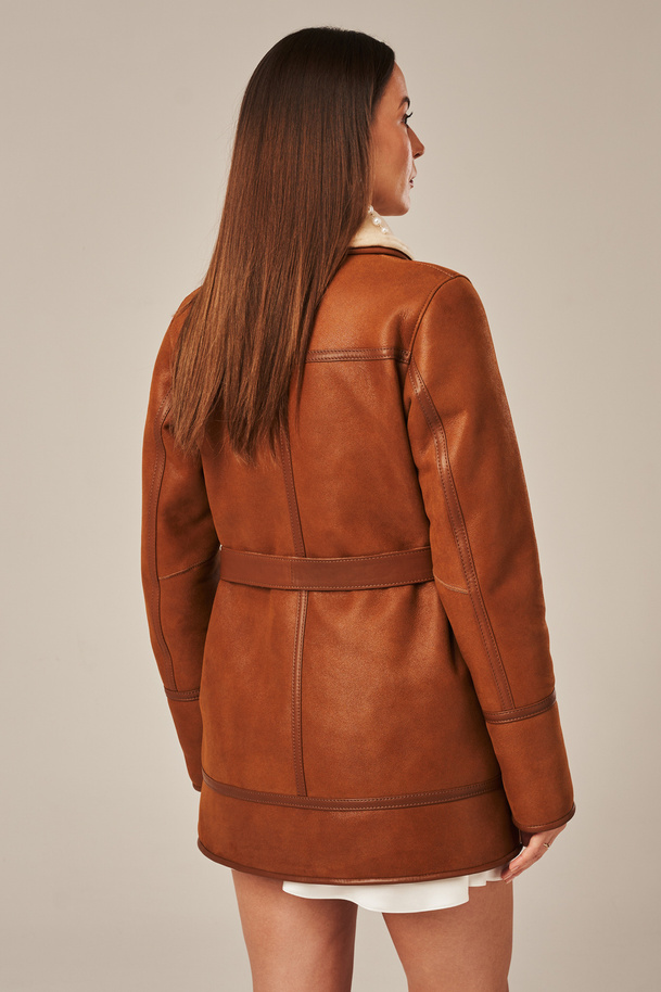 Cojoc tip sacou din piele de miel