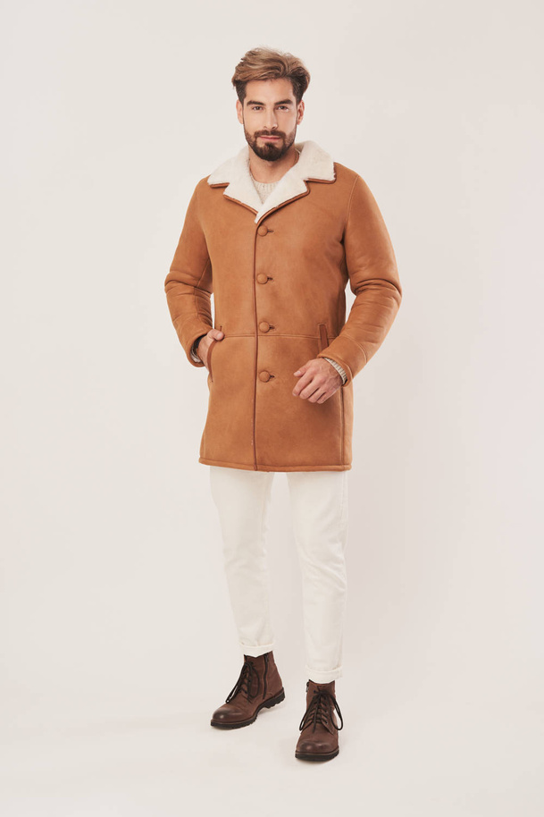 Palton bărbătesc din blană naturală de miel – design clasic