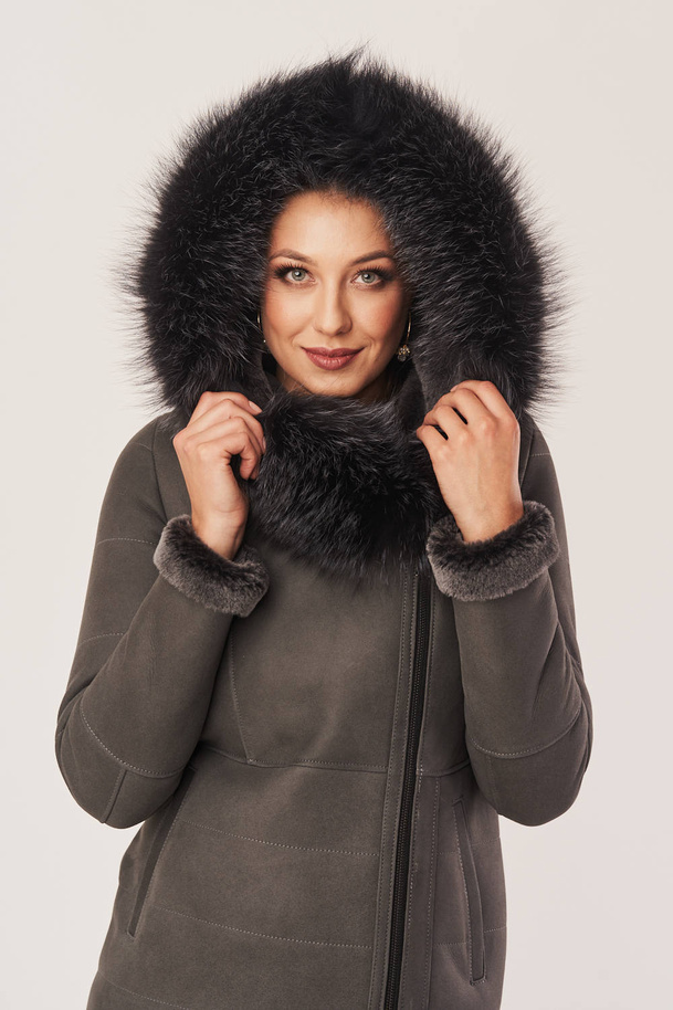 Geacă din blană de miel