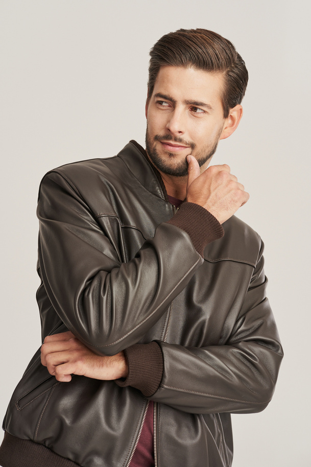 Geacă bomber bărbați din piele naturală maro închis – stil urban