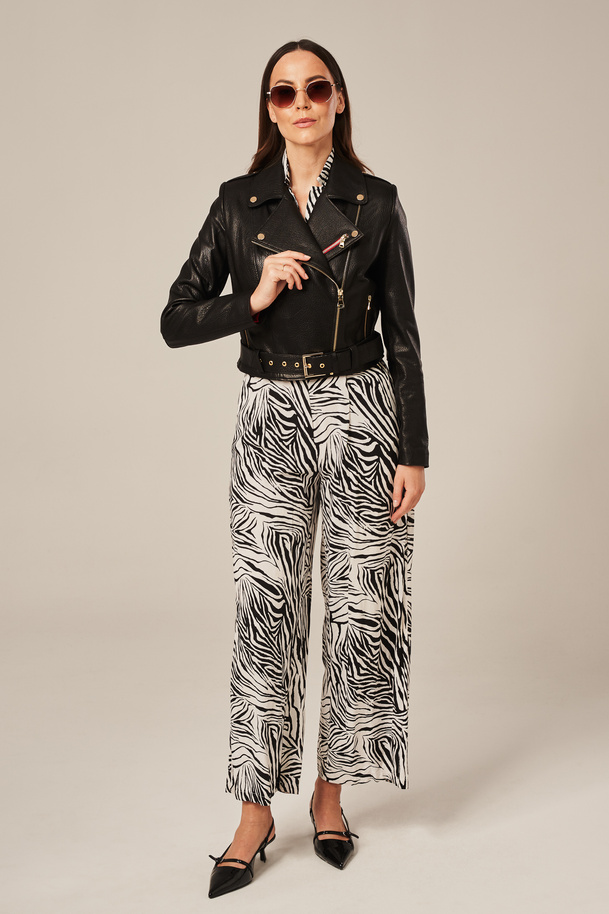 Geacă scurtă de piele naturală pentru femei, neagră