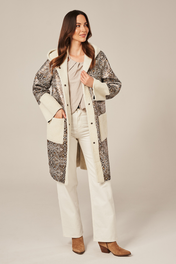 Haină din piele de miel