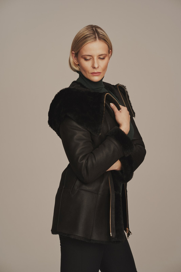 Cojoc damă negru cu glugă, din piele naturală de miel