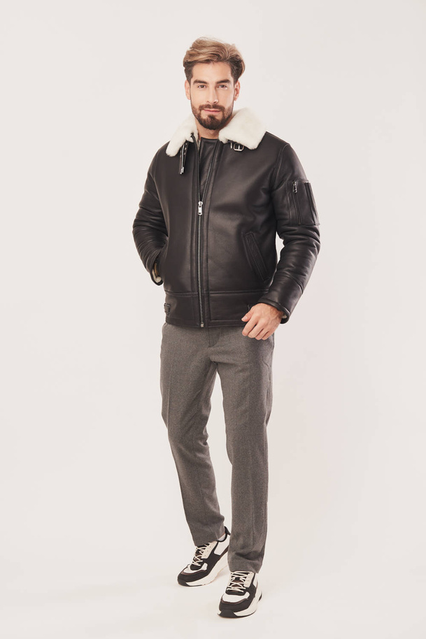 Geacă bărbătească de iarnă tip pilotă, neagră, din piele naturală de miel