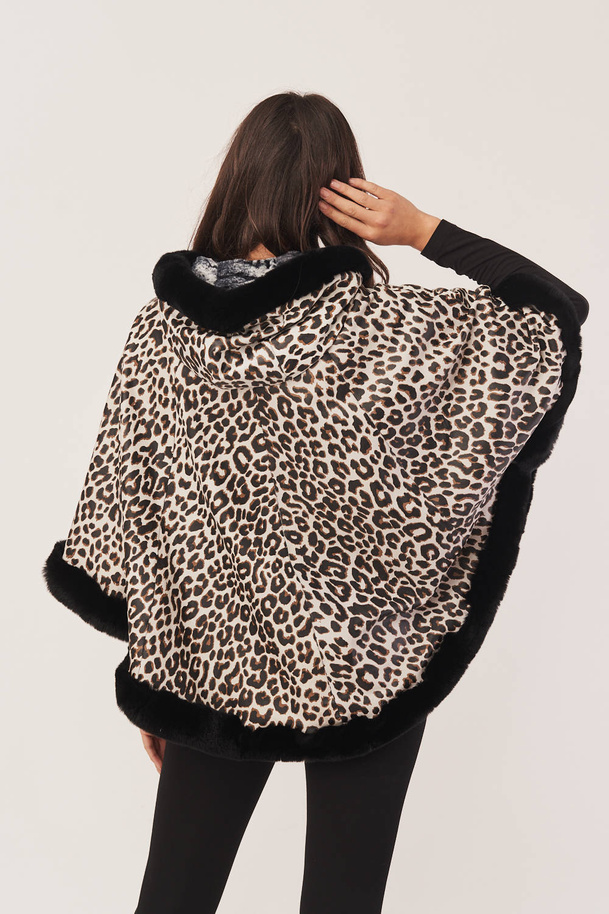 Poncho de damă din piele naturală