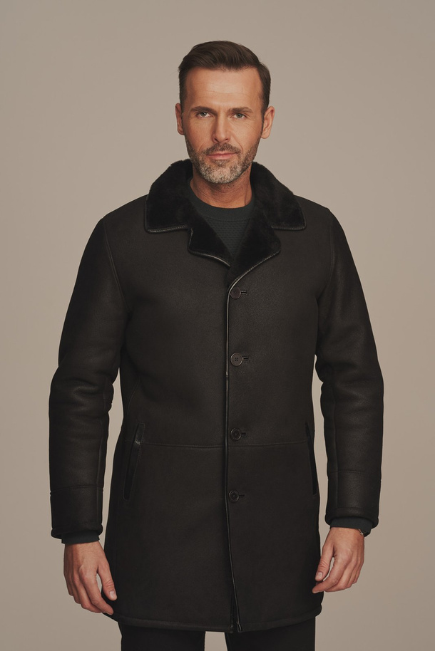 Palton bărbătesc din piele de miel – eleganță autentică pentru iarnă
