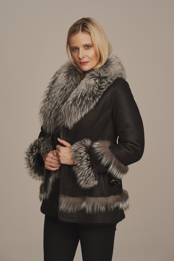 Haină damă din piele de miel cu blană de vulpe – geacă călduroasă de iarnă
