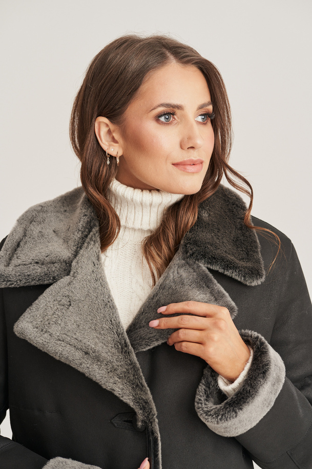 Cojoc damă din piele naturală, lungime până la genunchi, negru cu blană gri deschis