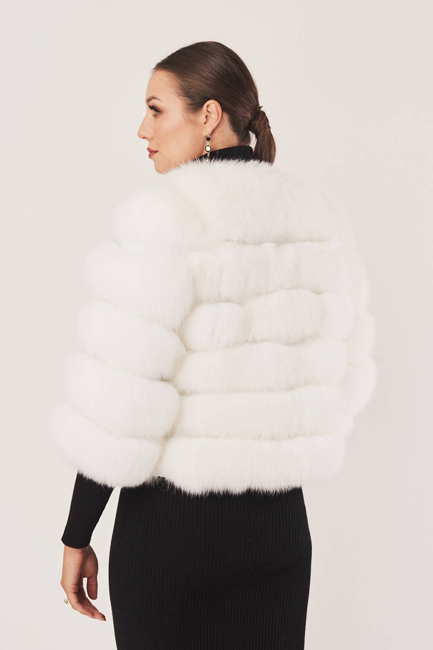 Jachetă scurtă albă de damă din blană naturală de vulpe