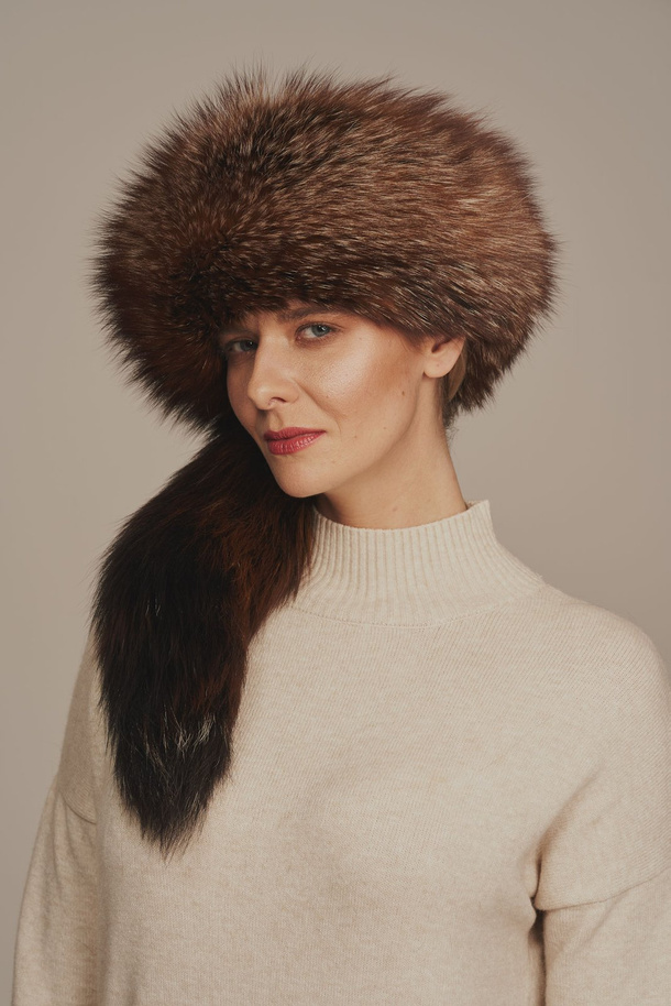 Căciulă damă din blană naturală de vulpe maro închis, elegantă
