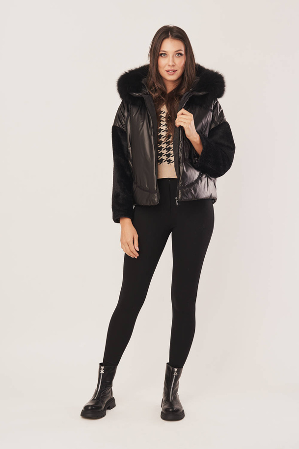 Geacă damă oversize neagră cu puf, glugă cu blană naturală de vulpe