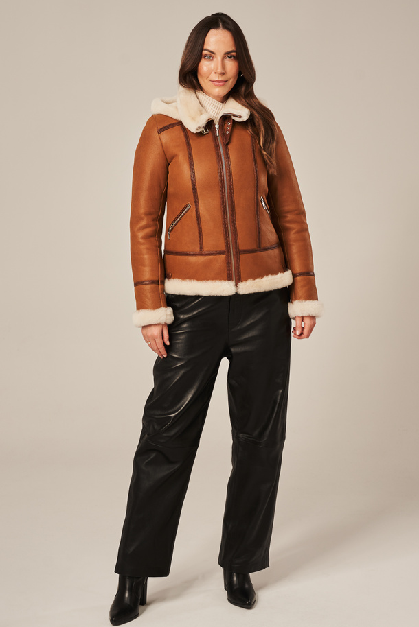 Haină de piele de oaie pentru femei