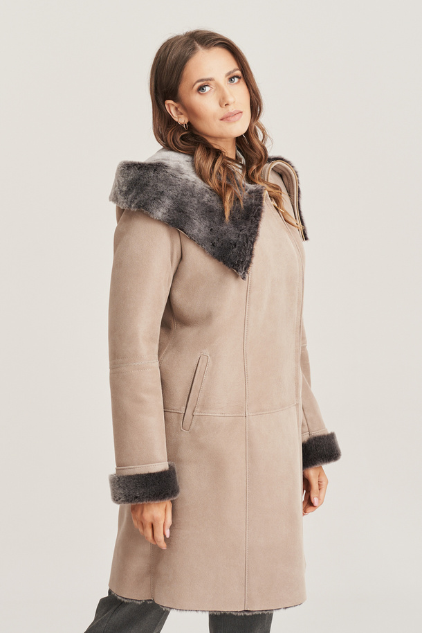 Haină de iarnă damă din piele în nuanță elegantă cappuccino