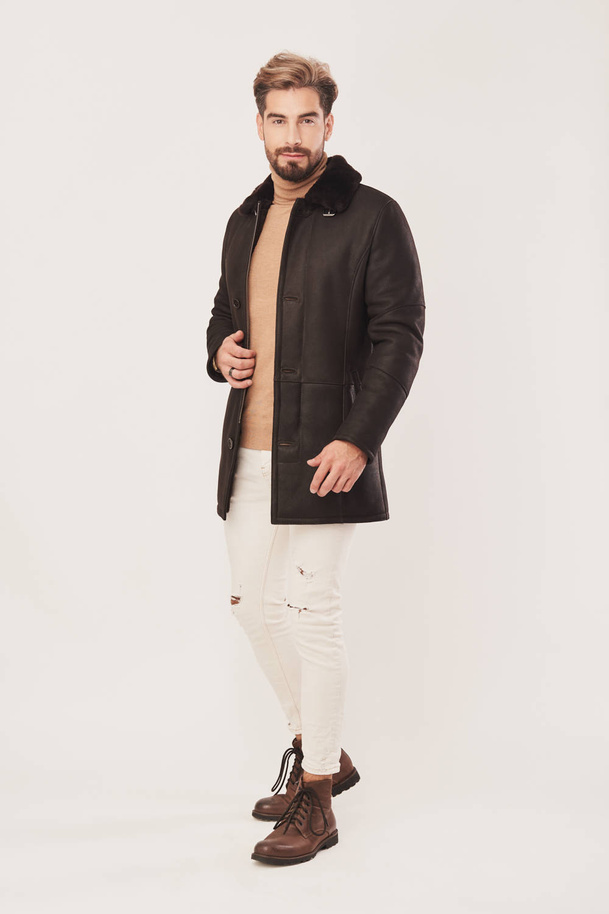 Palton bărbătesc de iarnă din piele naturală de miel – maro ciocolatiu închis